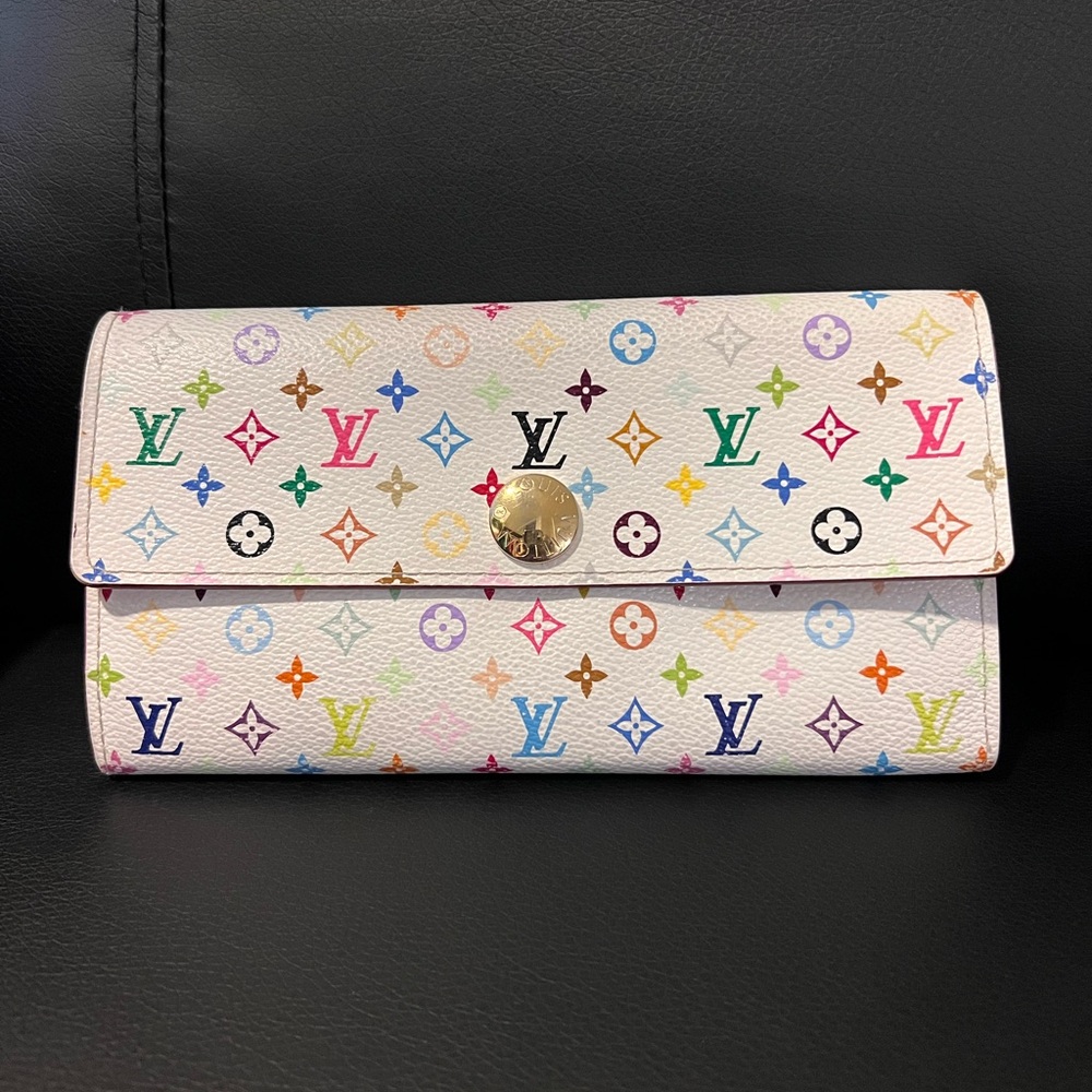 ♥️SOLD♥️Louis Vuitton White Multicolor Wallet